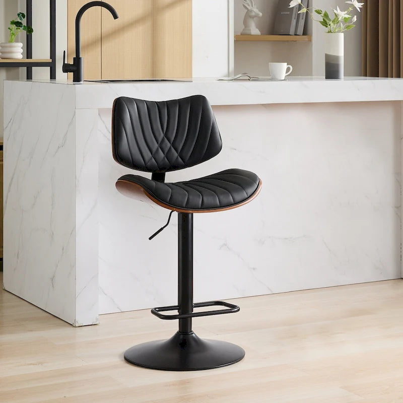 Ensemble moderne de 2 tabourets de bar pivotants avec dossier en cuir, assise rembourrée, base chromée et hauteur réglable, pour îlot de cuisine
