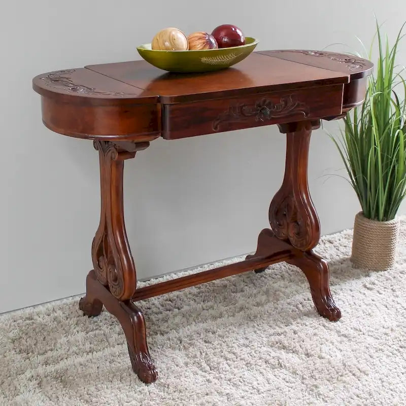 Table à écrire Windsor sculptée avec tiroirs