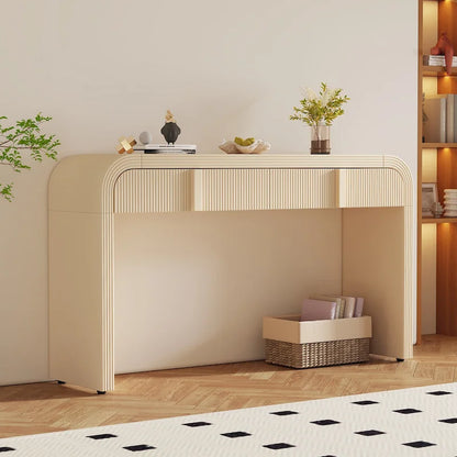 Table console à la silhouette arrondie moderne et unique
