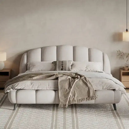Lit plateforme King Size en chenille, design en forme de coquillage