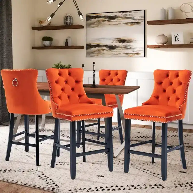 Ensemble de 4 tabourets de bar contemporains recouverts de velours