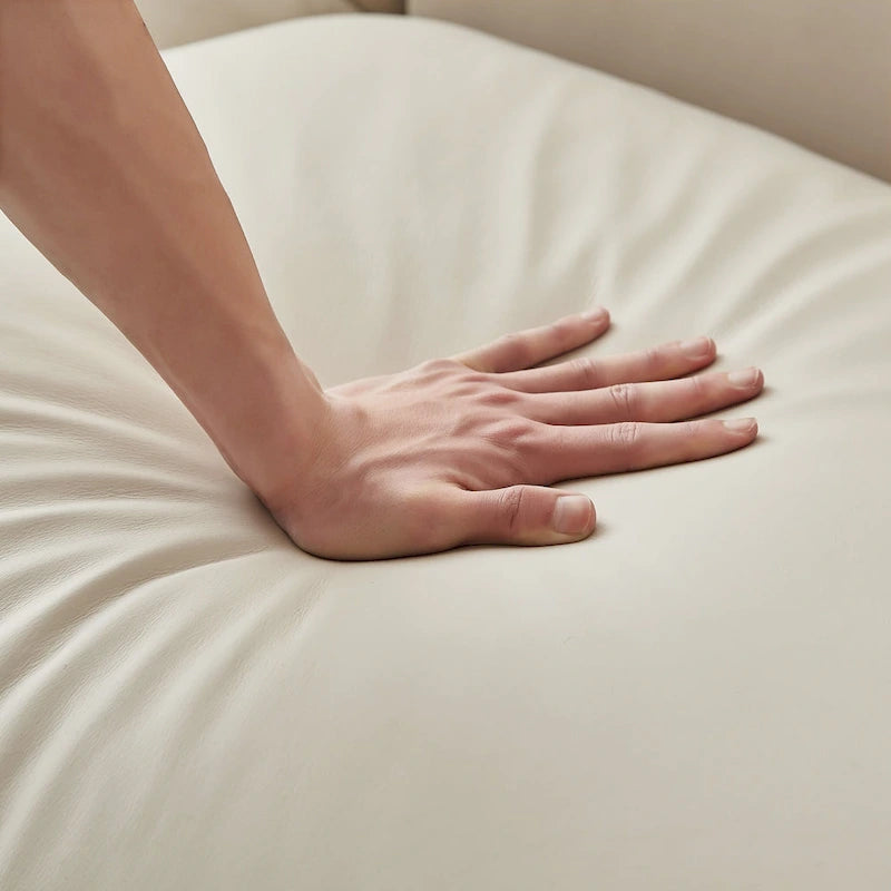 Canapé Manar de luxe moderne du milieu du siècle en cuir véritable