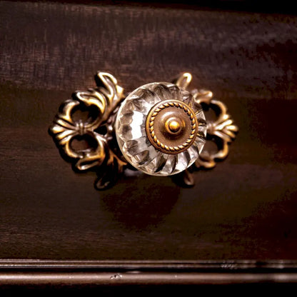 Ensemble commode et miroir traditionnel Vame 2 pièces à 9 tiroirs de Furniture of America