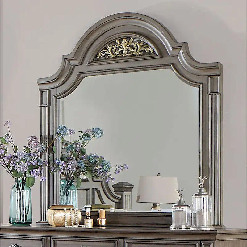 Ensemble commode et miroir traditionnel Vame 2 pièces à 9 tiroirs de Furniture of America