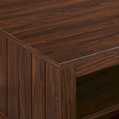 Table basse Middlebrook Coastal à côtés rainurés