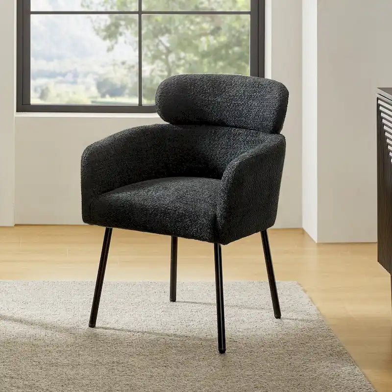 Chaise de salle à manger moderne Amos en bouclette avec pieds réglables par HULALA HOME