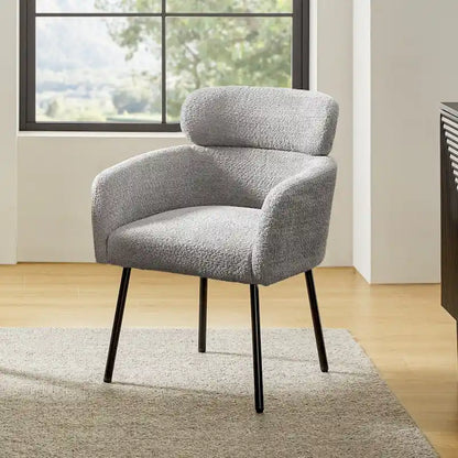 Chaise de salle à manger moderne Amos en bouclette avec pieds réglables par HULALA HOME