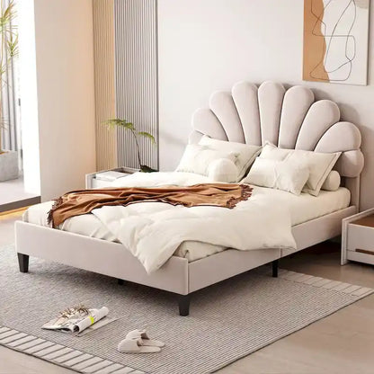 Lit plateforme capitonné avec tête de lit en velours à motif floral