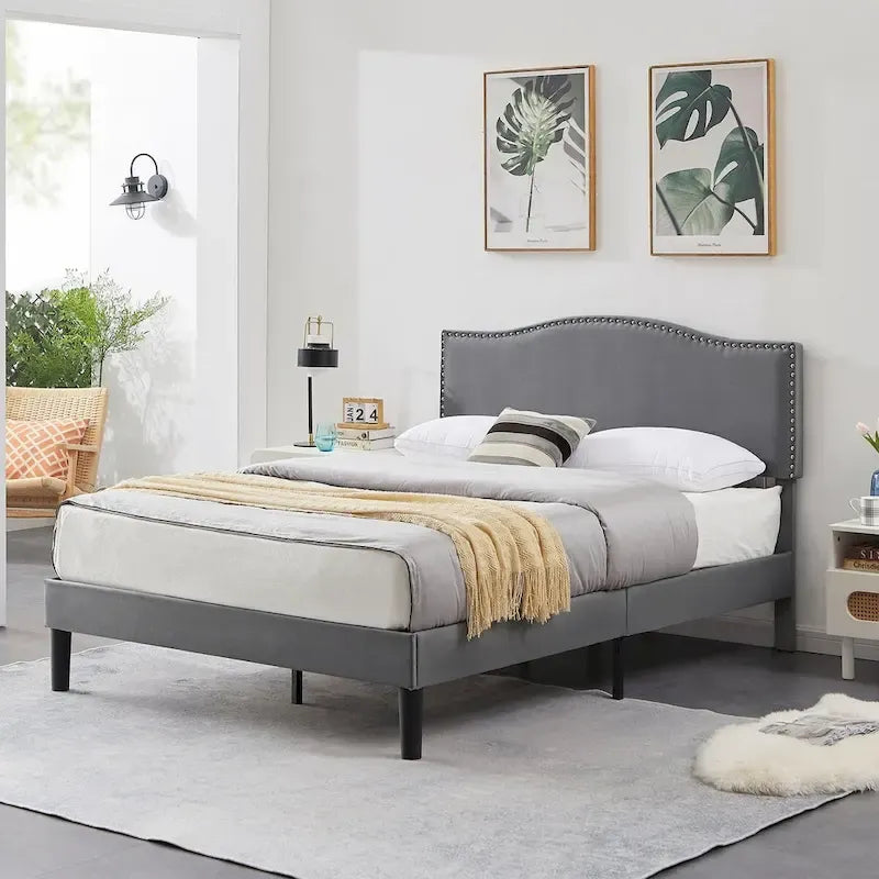 VECELO, Cadre de lit plateforme rembourré avec tête de lit cloutée, tailles Twin, Full et Queen - Gris