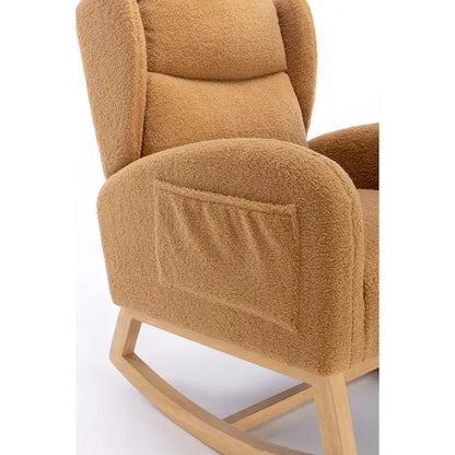 Fauteuil à bascule en tissu Teddy avec pieds en bois pour salon