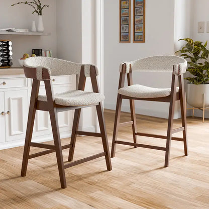Ensemble table haute de comptoir 5 pièces en noyer, style milieu du siècle, de la marque Furniture of America Shaw, avec 4 chaises.